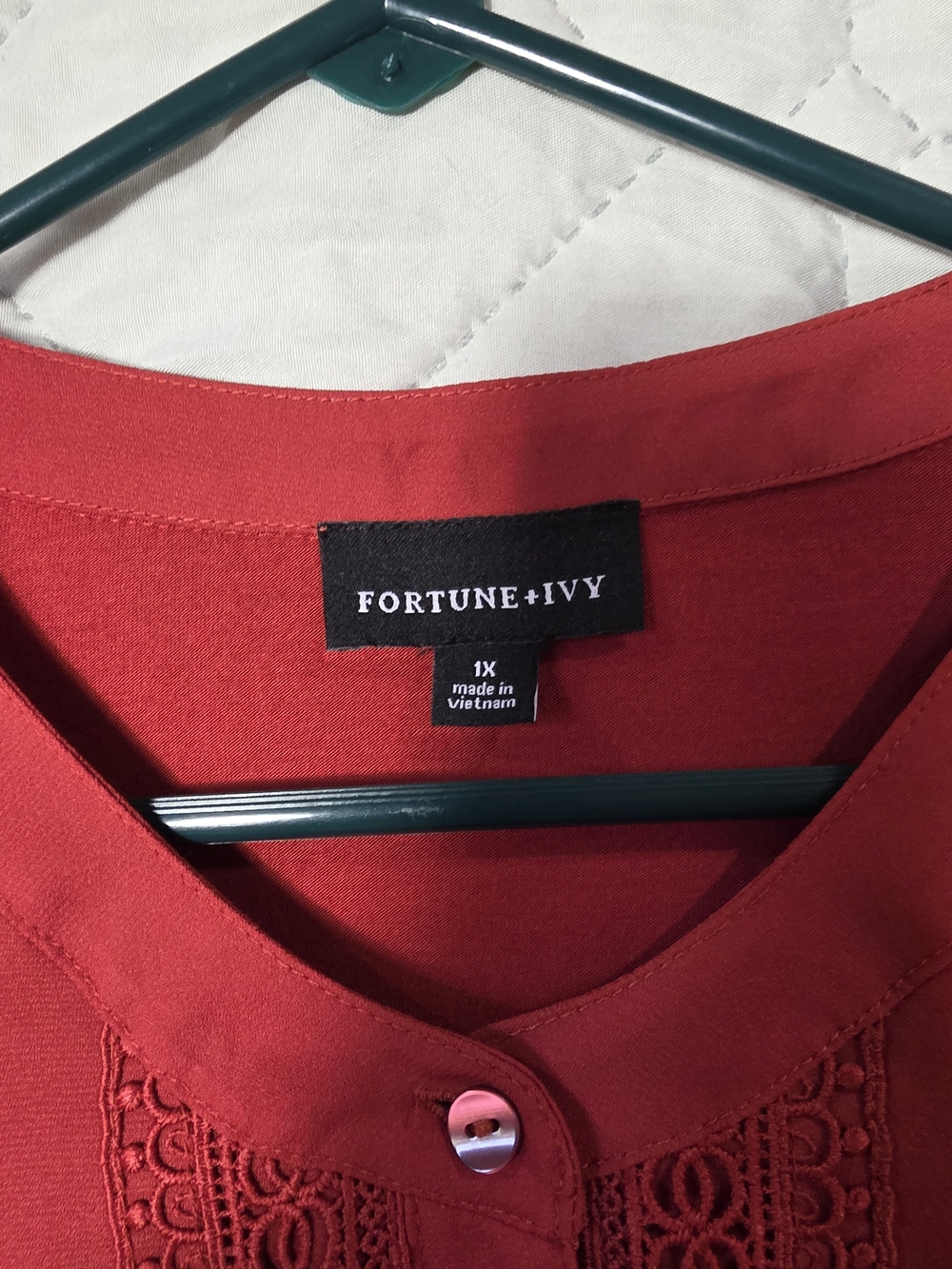 Fortune + Ivy Coral Button Front Short Sleeve Blouse Sz 1X - Picture 2 of 7